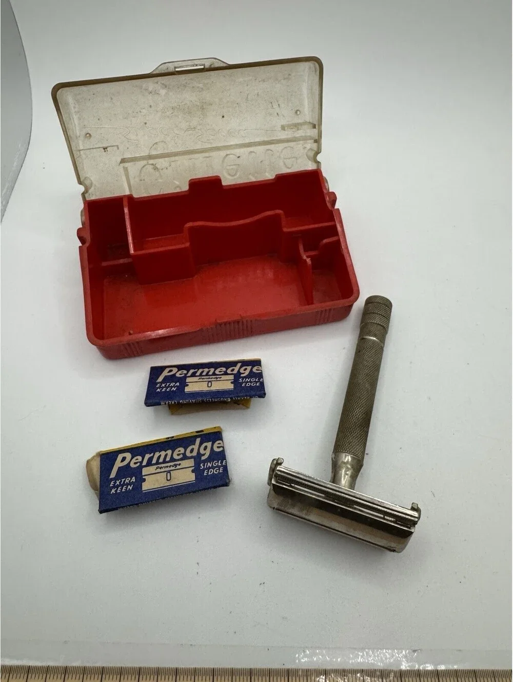 Vintage Gillette Super Speed Safety Razor in Original Plastic Case w/ Blades